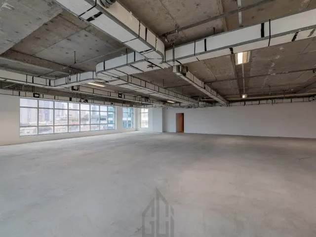 Imagem 12: Salas comercias alto padrão com 90 a 770 m², reformadas e semi, duas vagas, dois