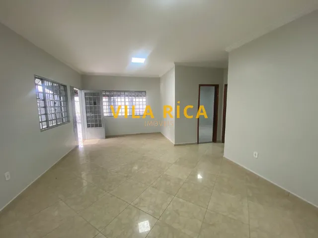Imagem 5: 4 Dormitórios, 1 Suítes, 4 Banheiro, 2 Vagas na Garagem, 300M² de Área Construída