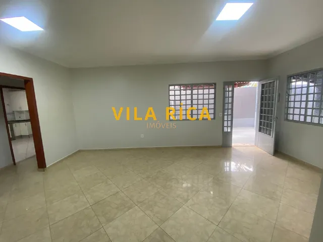 Imagem 9: 4 Dormitórios, 1 Suítes, 4 Banheiro, 2 Vagas na Garagem, 300M² de Área Construída