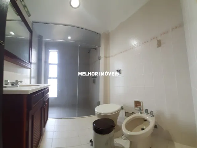 Imagem 10: Apartamento Frente Mar para Locação Anual com 03 dormitórios sendo 01 suíte com