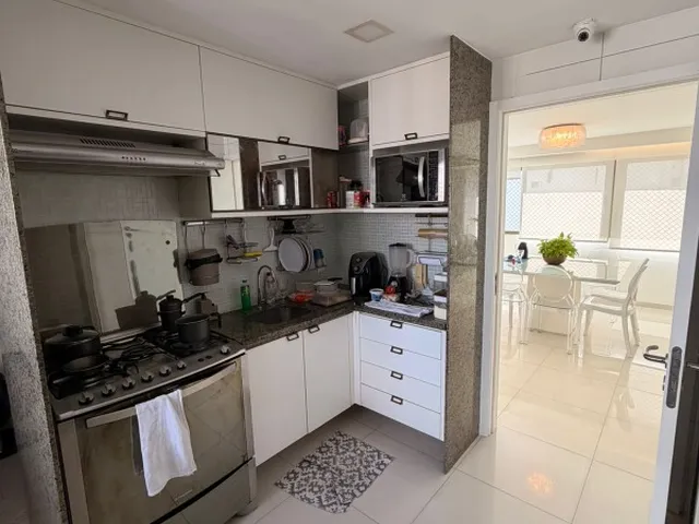 Imagem 7: Apartamento de alto padrão com 3 suítes e 2 vagas na Casa Amarela, Recife-PE Edifício