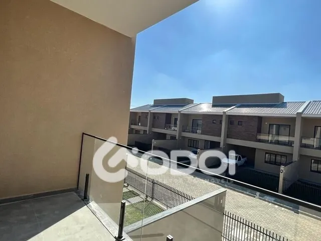 Imagem 2: Sobrado à venda no bairro Costeira - São José dos Pinhais/PR