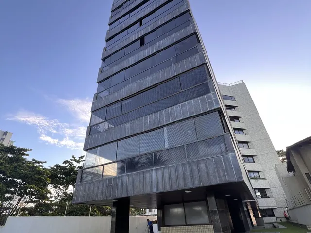 Imagem: SIQUEIRA VENDE Apartamento de 242m² com