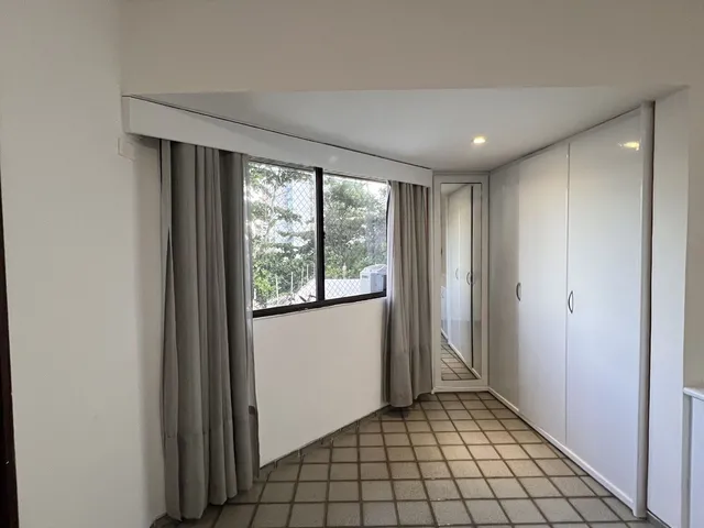 Imagem 3: SIQUEIRA VENDE: Apartamento de 242m² com 4 QUARTOS e 4 suítes beira mar de Piedade