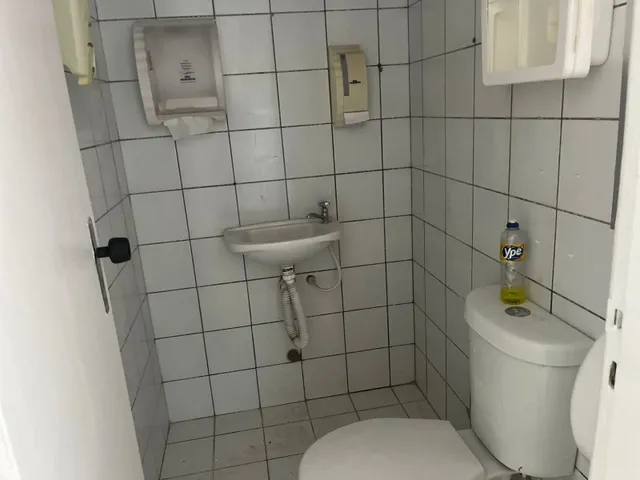Imagem 12: Sala Comercial de Alto Padrão no Edifício Cervantes em Coelhos, Recife-PE: 1 Banheiro
