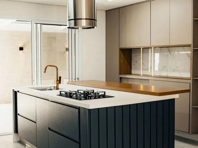 Imagem 12: Triplex À Venda em Cotia, Granja Viana, com 3 Quartos, 178,69M²