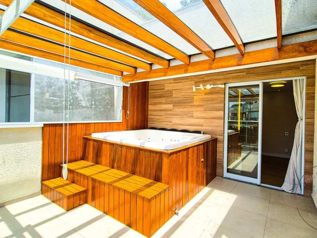 Imagem 4: Triplex À Venda em Cotia, Granja Viana, com 3 Quartos, 178,69M²