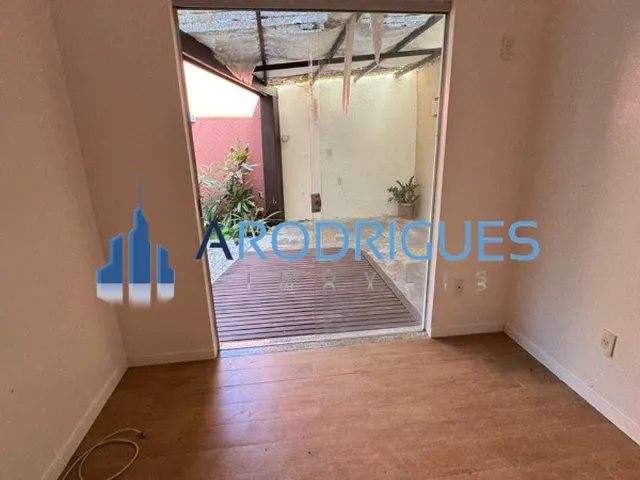 Imagem 15: BURAQUINHO CASA DUPLEX AMPLA EM CONDOMÍNIO: 4 quartos, 3 suítes, 1 sala, 4 banheiros, 2