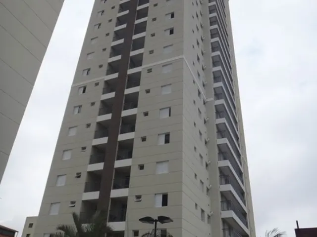 Imagem: O apartamento possui 3 Dormitórios, 1 Suíte, 2 Banheiros,