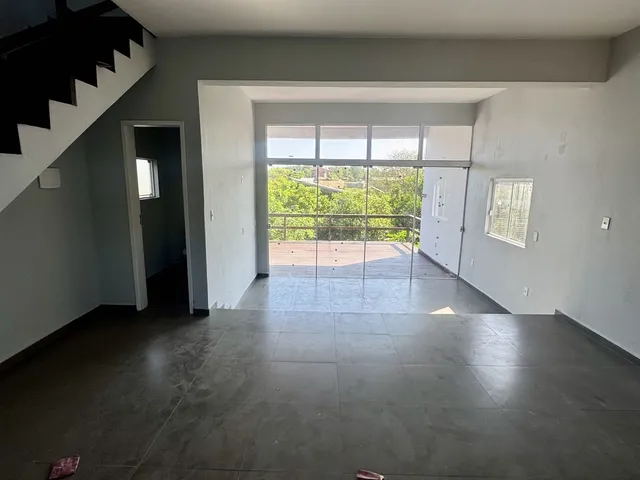 Imagem 5: Casa Praia do Rosa com Vista para a Lagoa