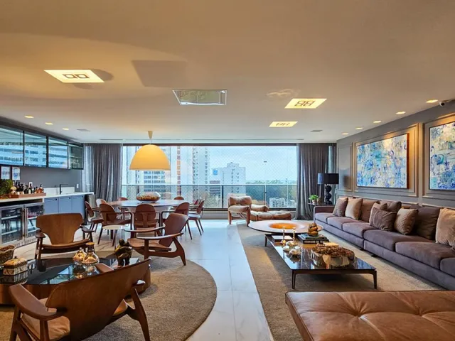 Imagem: O apartamento possui 4 Dormitórios, 4 Suítes, 6