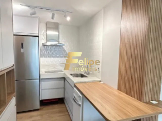 Imagem 4: LINDÍSSIMO APARTAMENTO COM 02 SUÍTES, SENDO 01 CANADENSE, TODO MONTADO E DECORADO, À