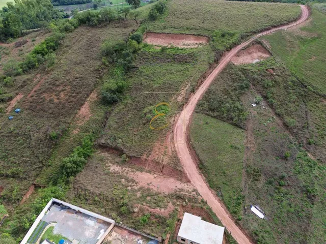 Imagem: Lote à venda em Caldas, 5000m²