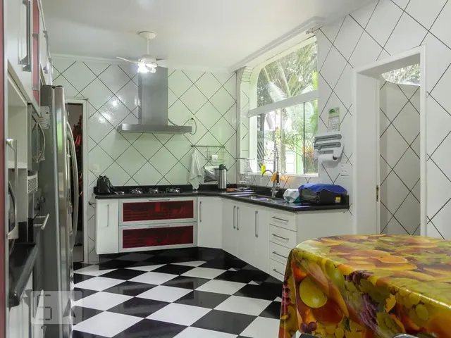 Imagem 3: Casa à Venda - Interlagos, 5 Quartos, 1240 m2