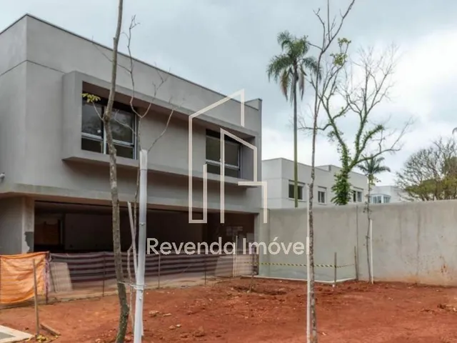 Imagem: Casa em Condomínio À Venda,4 Suítes em