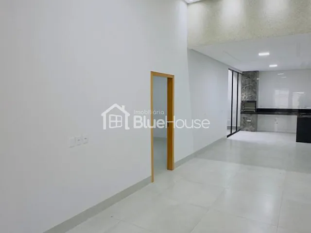 Imagem 3: Casa de 3 Quartos, Sendo 1 Suíte, em Acabamento Premium no Parque das Flores