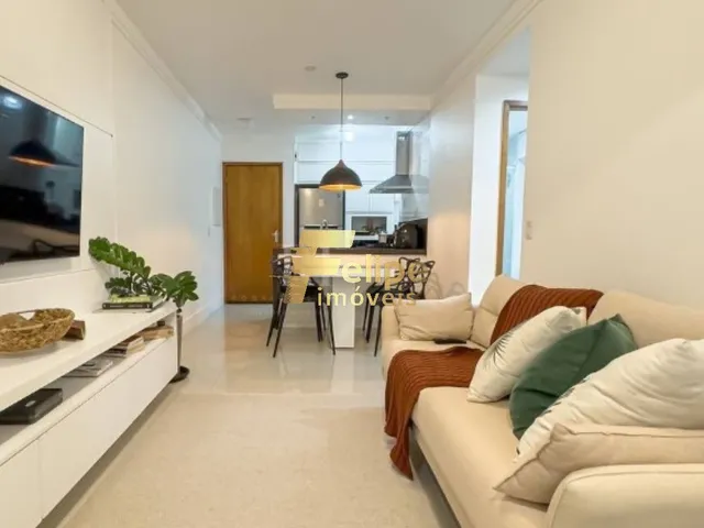 Imagem 6: Maravilhoso Apartamento de 02 Quartos, Sendo 01 Suíte, Todo Reformado, Marcenaria De