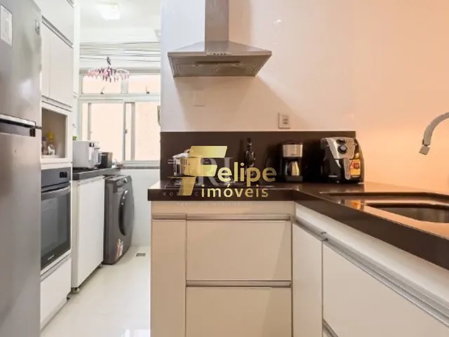 Imagem 4: Maravilhoso Apartamento de 02 Quartos, Sendo 01 Suíte, Todo Reformado, Marcenaria De