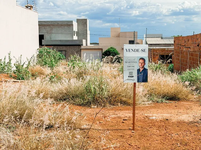 Imagem: Terreno À Venda no Bairro Milenium - Araguari/Mg