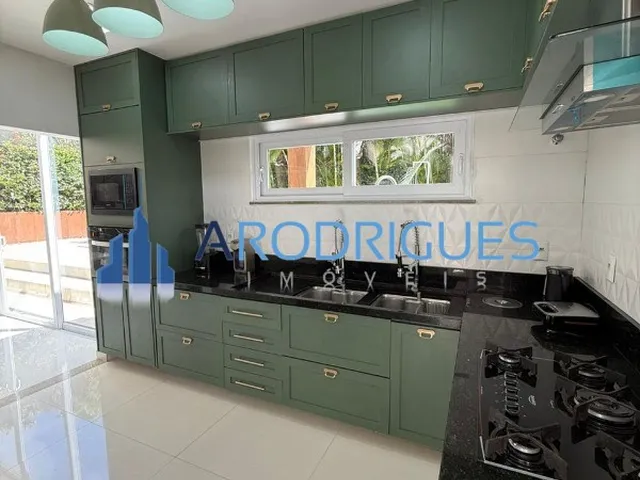 Imagem 14: Aluguel de Casa de Luxo em Alphaville Litoral Norte I, 4 Quartos, 4 Suítes, 2 Salas, 5