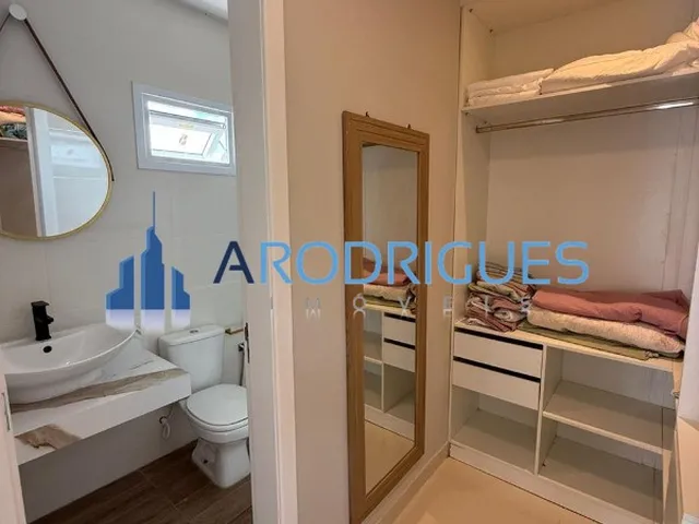 Imagem 3: Aluguel de Casa de Luxo em Alphaville Litoral Norte I, 4 Quartos, 4 Suítes, 2 Salas, 5