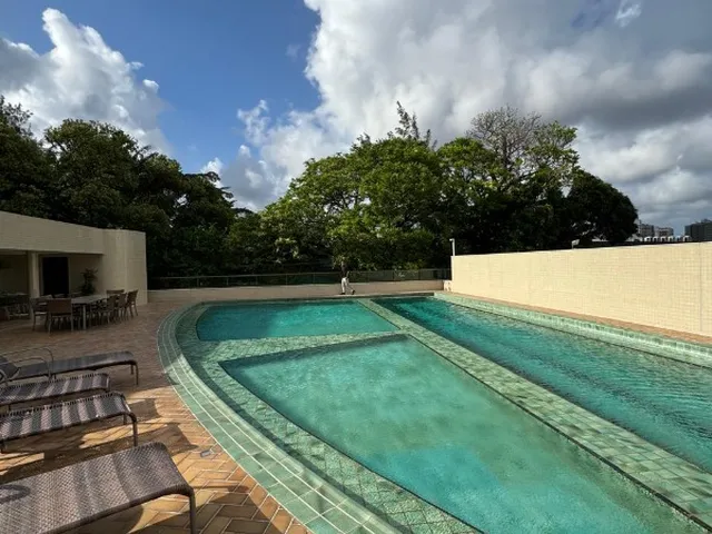Imagem 8: Imperdível: Apartamento de luxo com 4 suítes e 5 vagas de garagem no Edifício Terra