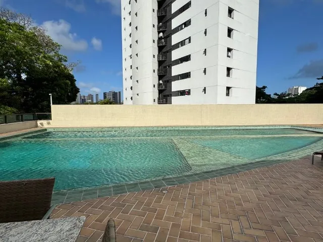 Imagem 15: Imperdível: Apartamento de luxo com 4 suítes e 5 vagas de garagem no Edifício Terra