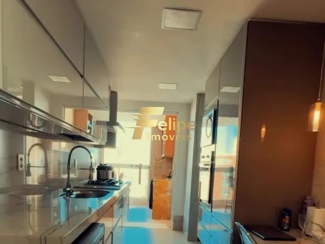 Imagem 7: MAGNÍFICO APARTAMENTO DE 04 QUARTOS, TRANSFORMADO EM 03 SUÍTES AMPLAS, SOL DA MANHÃ