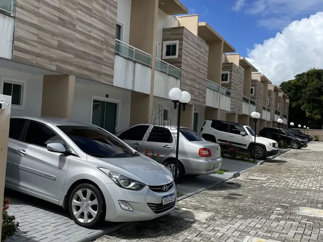 Imagem 7: Linda Casa de Condomínio com Quintal