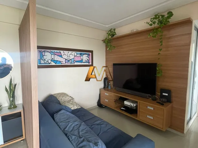 Imagem: O apartamento possui 3 Dormitórios, 1 Suíte, 1 Banheiro,