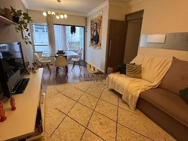 Imagem: O apartamento possui 3 Dormitórios, 1 Suíte, 1 Banheiro,