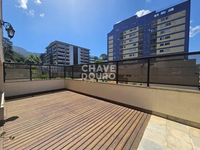 Imagem 16: Apartamento com 2 Quartos (sendo 1 suíte) sala com varandão e lareira!