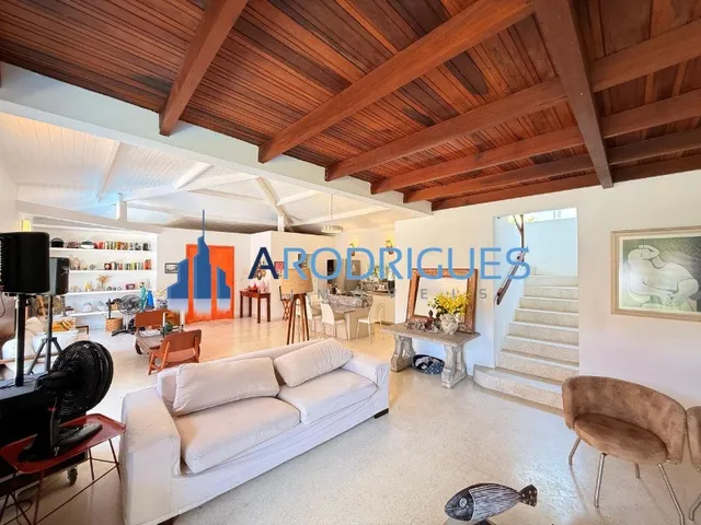 Imagem 12: `CATU DE ABRANTES CASA OPORTUNIDADE IMPERDÍVEL ALTO PADRÃO`` - Casa de Luxo em