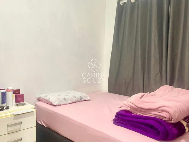 Imagem 6: CASA À VENDA - Está procurando uma casa espaçosa e com terreno amplo? Então esta é a