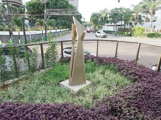 Imagem 7: Apartamento de luxo com 3 suítes e 3 vagas de garagem no bairro Monteiro, Recife-PE
