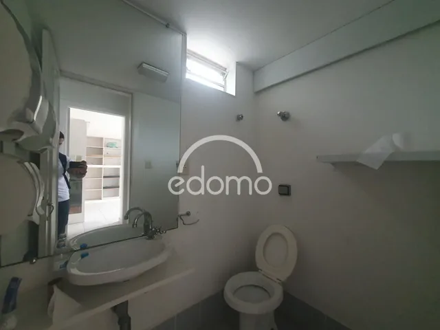 Imagem 13: ALUGA-SE SOBRADO COMERCIAL EM INDIANÓPOLIS - EXCELENTE OPORTUNIDADE