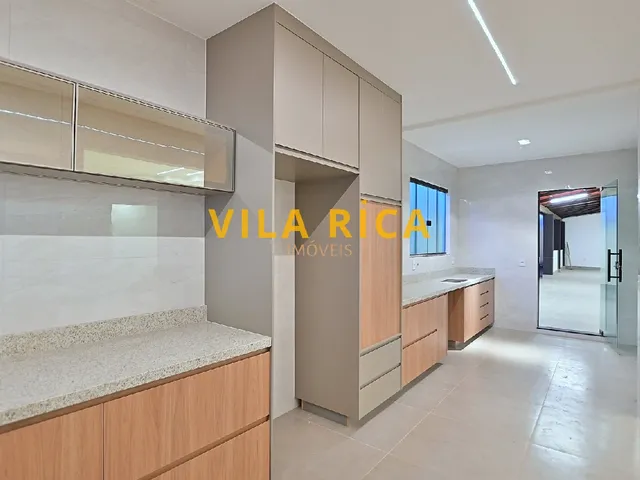 Imagem 7: Vila Rica Imóveis Vende: Casa com 04 Quartos, 01 Suíte, Churrasqueira e Piscina Em