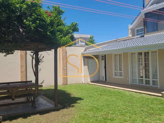 Imagem 2: Espetacular Sobrado à venda com 4 quartos 1 suíte, 330m² em São José dos Pinhais