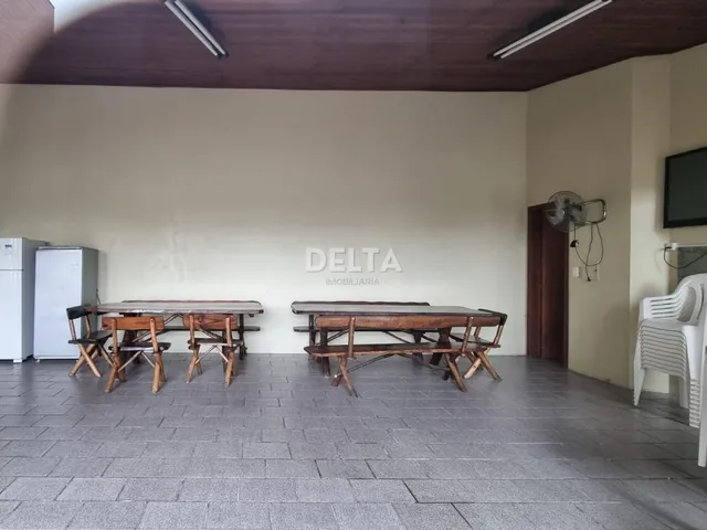 Imagem 3: Apartamento Semimobiliado 02 Quartos, Sala de Estar e Jantar Integradas, e 01 Vaga De