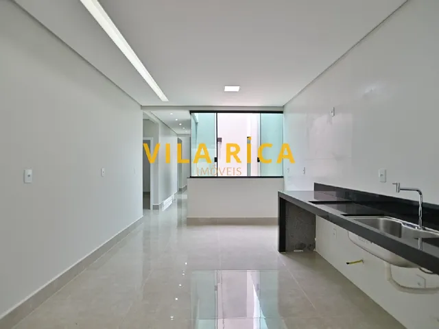 Imagem 4: 3 Dormitórios, 3 Suíte, 4 Banheiro, 4 Vagas na Garagem, 290M² de Área Construída