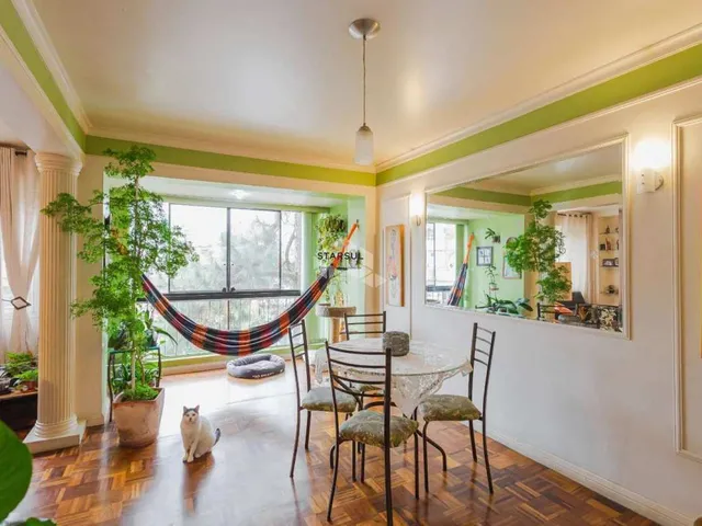 Imagem: Apartamento À Venda em Porto Alegre, Três