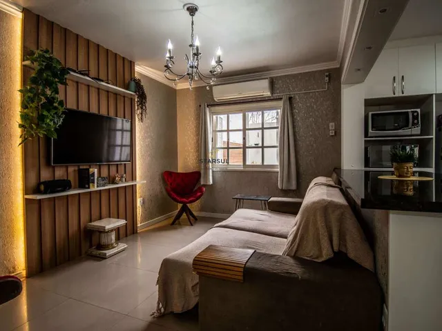 Imagem 1: Sobrado À Venda em Canoas, Estância Velha, com 3 Quartos, 218M²