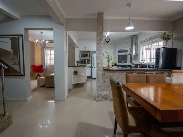 Imagem 5: Sobrado À Venda em Canoas, Estância Velha, com 3 Quartos, 218M²