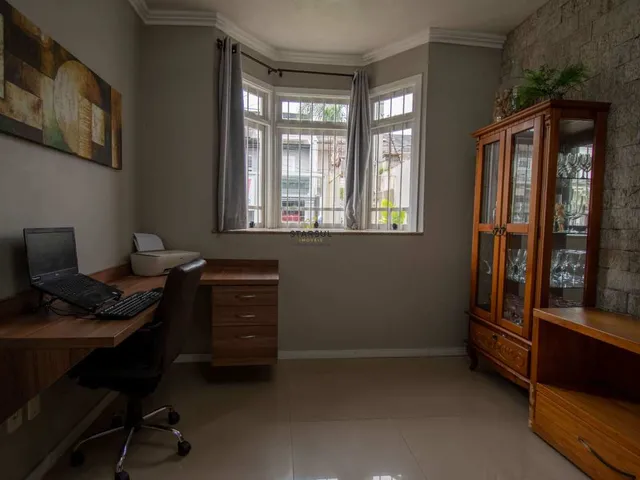 Imagem 12: Sobrado À Venda em Canoas, Estância Velha, com 3 Quartos, 218M²