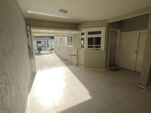 Imagem 8: Sobrado À Venda em Canoas, Estância Velha, com 3 Quartos, 218M²