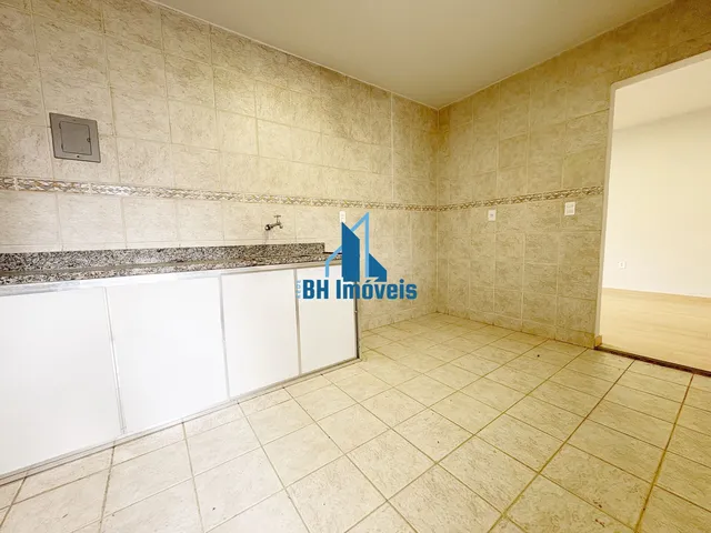 Imagem 11: Casa Geminada linear de 4 quartos no bairro Castelo - Belo Horizonte/MG