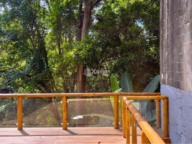 Imagem 8: Casa Triplex com 4 Quartos, Área Gourmet e Deck para Lagoa À Venda em Itapebussu