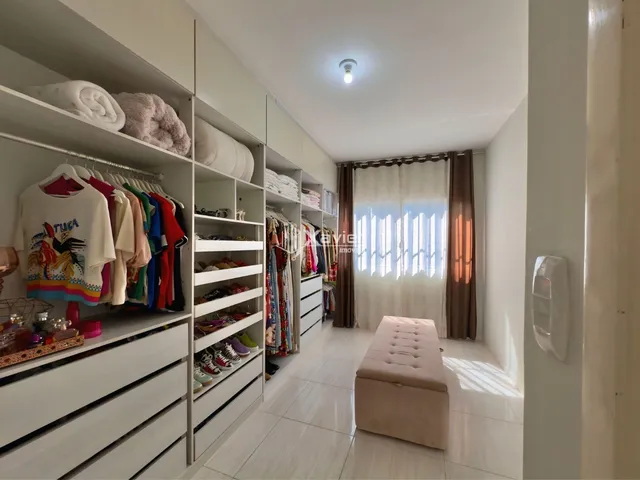 Imagem 9: Casa Triplex com 4 Quartos, Área Gourmet e Deck para Lagoa À Venda em Itapebussu