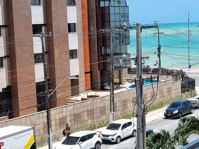Imagem: O apartamento possui 1 Dormitório, Acomodam 4 pessoas, 1
