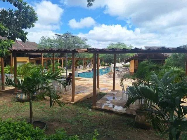 Imagem: O apartamento possui 1 Dormitório, Acomodam 6 pessoas, 1